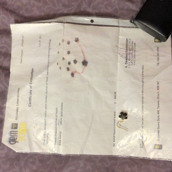 Certificate Evaluation Included Mother of Pearl Necklace & Earrings Set - Picture 13 of 14